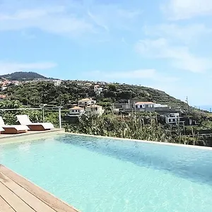 Homestay Les Terrasses, Calheta (Madeira)